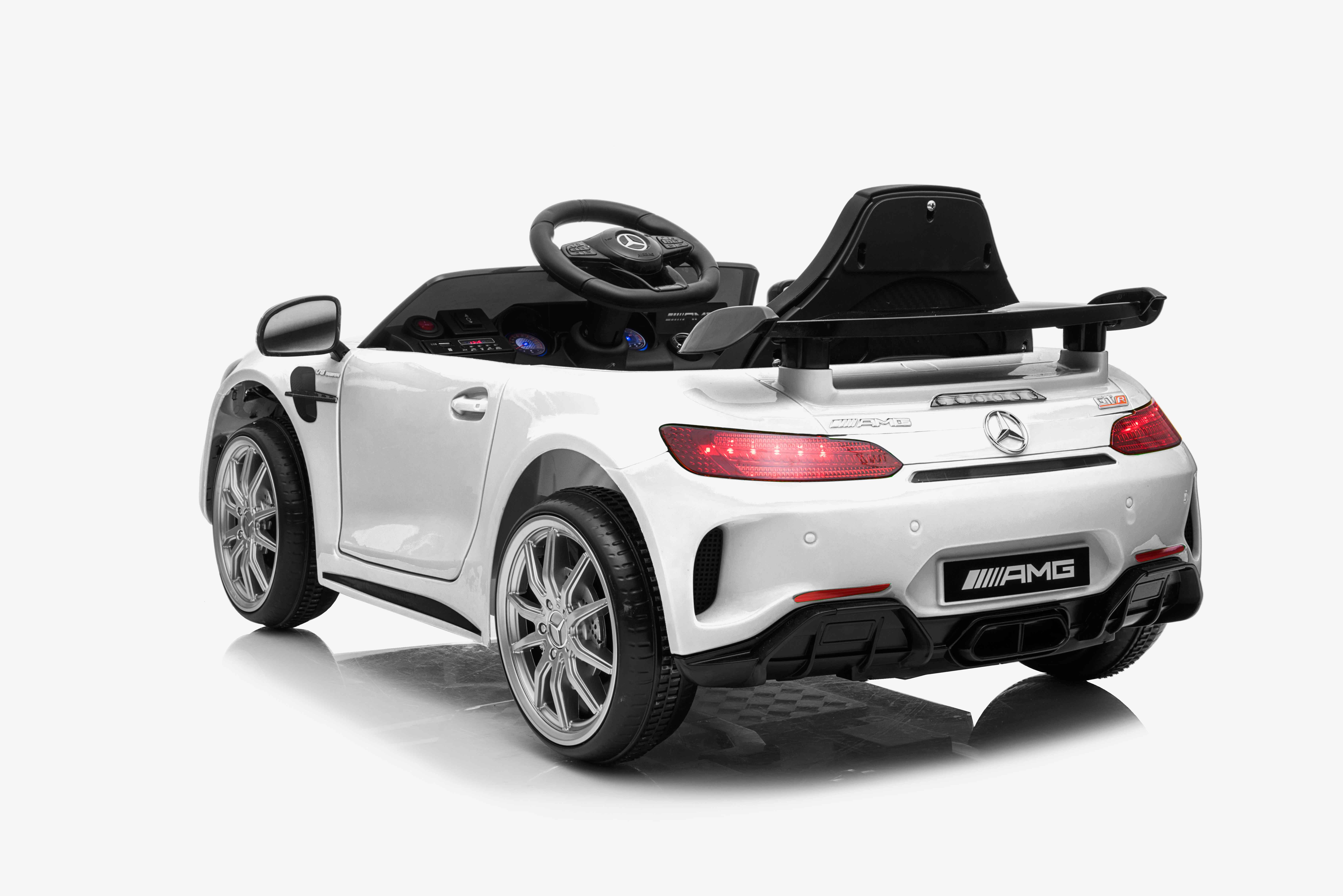 Mercedes_Benz_GTR_biele (3)